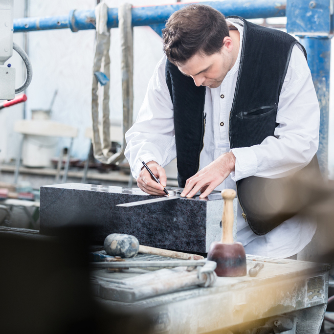 La marbrerie funéraire des Pompes funèbres des Combrailles